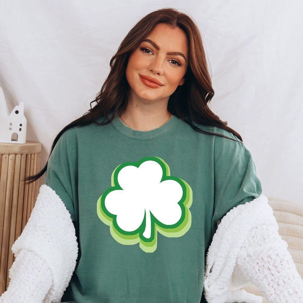 Retro St Patricks Day 52 Vuitino Shirt